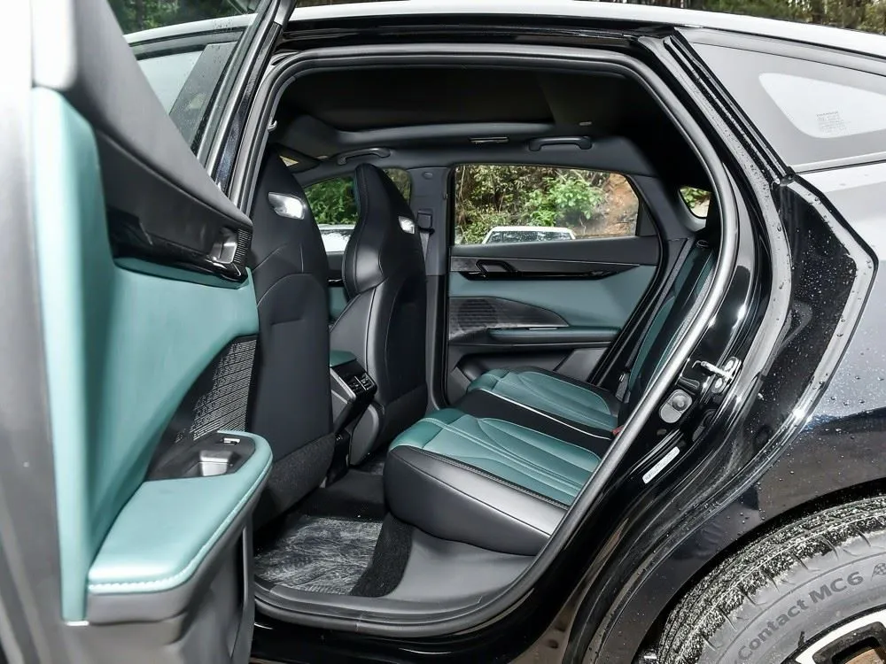 buy Changan Uni-V from China