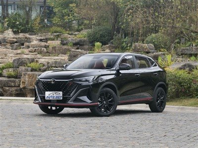 Changan X5 Plus bensiiniauto
